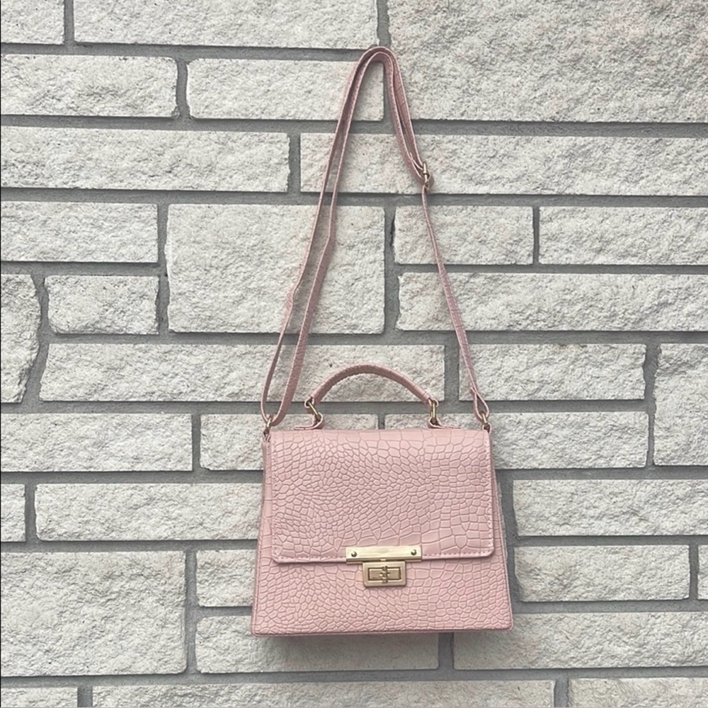 Elegant Pink Handbag